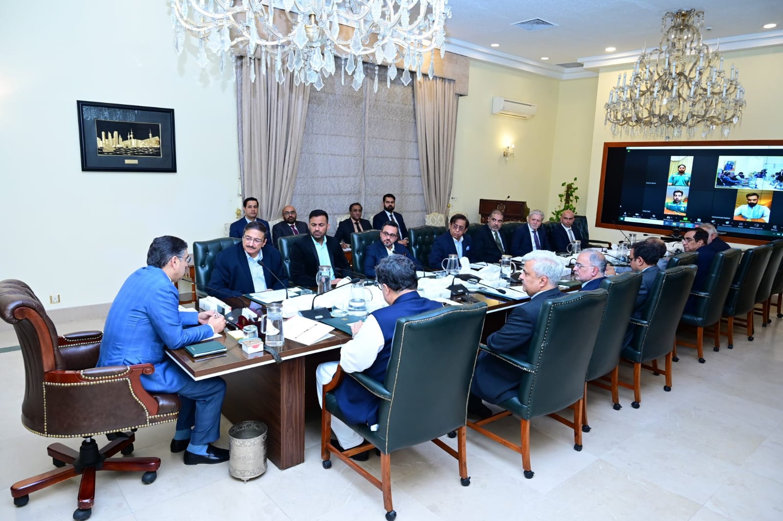 PM Kakar Holds Meeting With PCB Chairman Management Committee Press