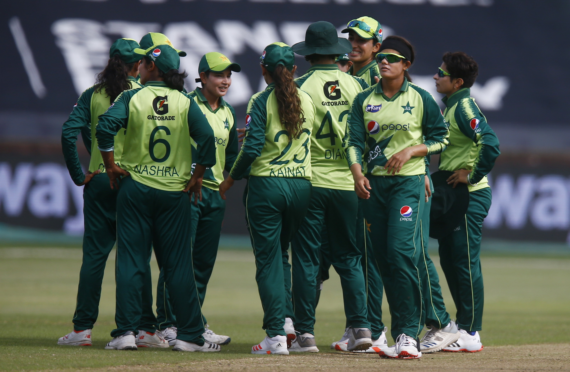 Pakistan women cricketers arrive in Harare for their first ...