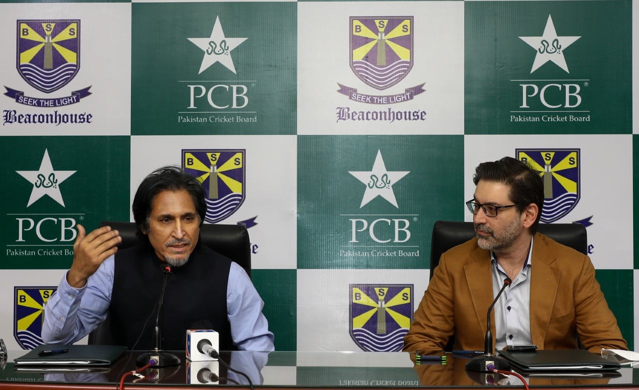 pcb-and-beaconhouse-join-hands-for-pathway-scholarship-programme